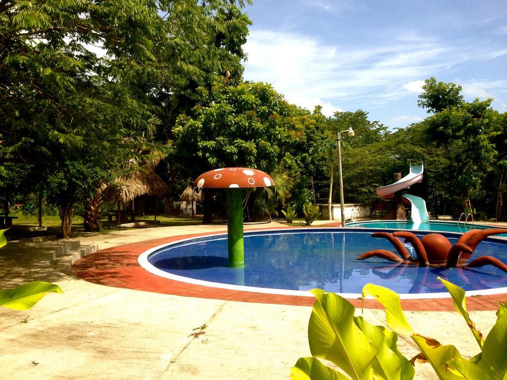 Hotel Villas Magen El Remate Exterior photo