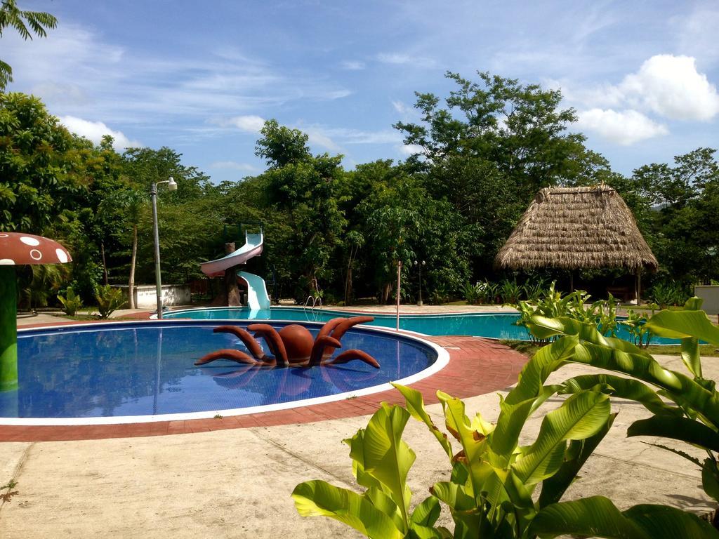 Hotel Villas Magen El Remate Exterior photo
