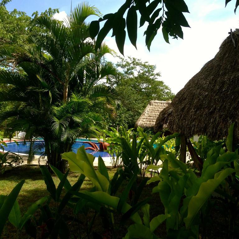 Hotel Villas Magen El Remate Exterior photo